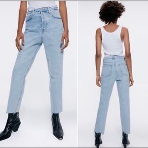 NWT Zara Light Wash High Rise Jeans Size 2 (34)
